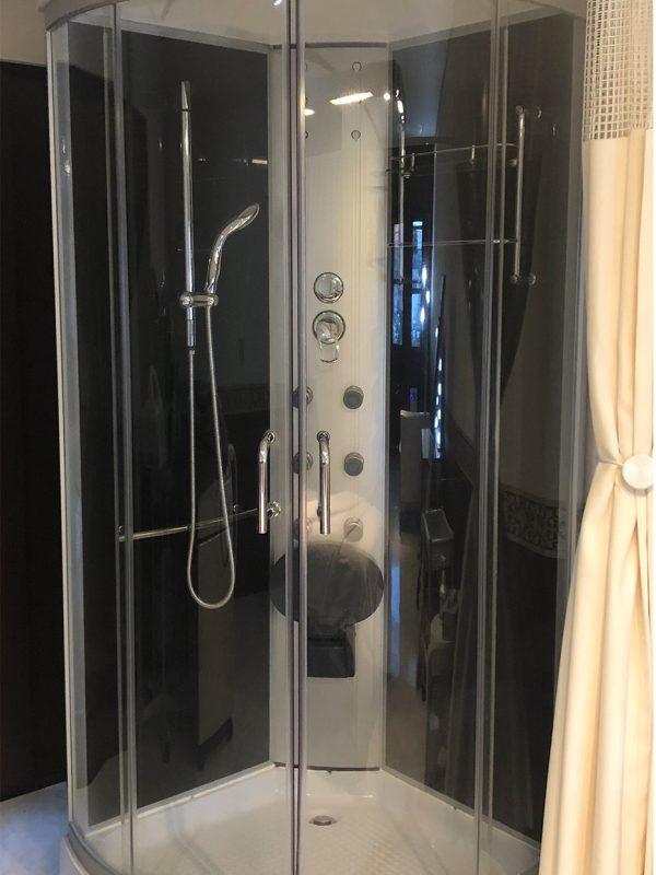 BARE_SA_0011_40F081AE-76E3-4B00-94DA-0B53D2A429AA